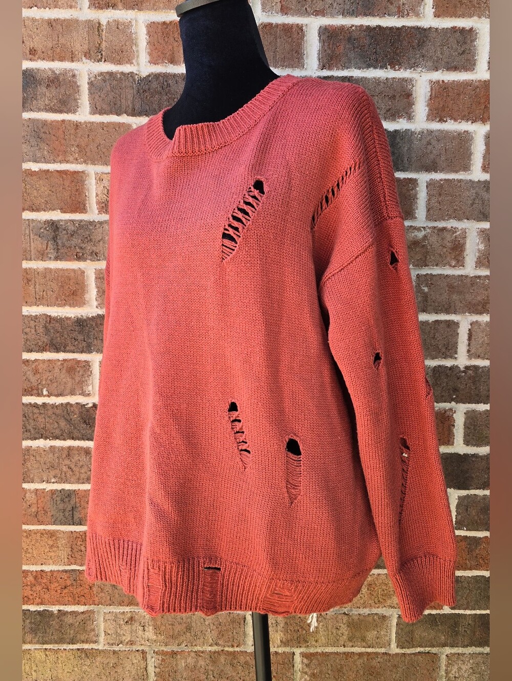 Papaya USA Distressed Knit Sweater Rust Burnt Orange Size Large
